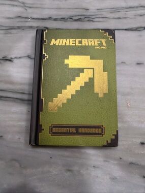 Scholastic Minecraft Essential Handbook - Green & Gold Cover